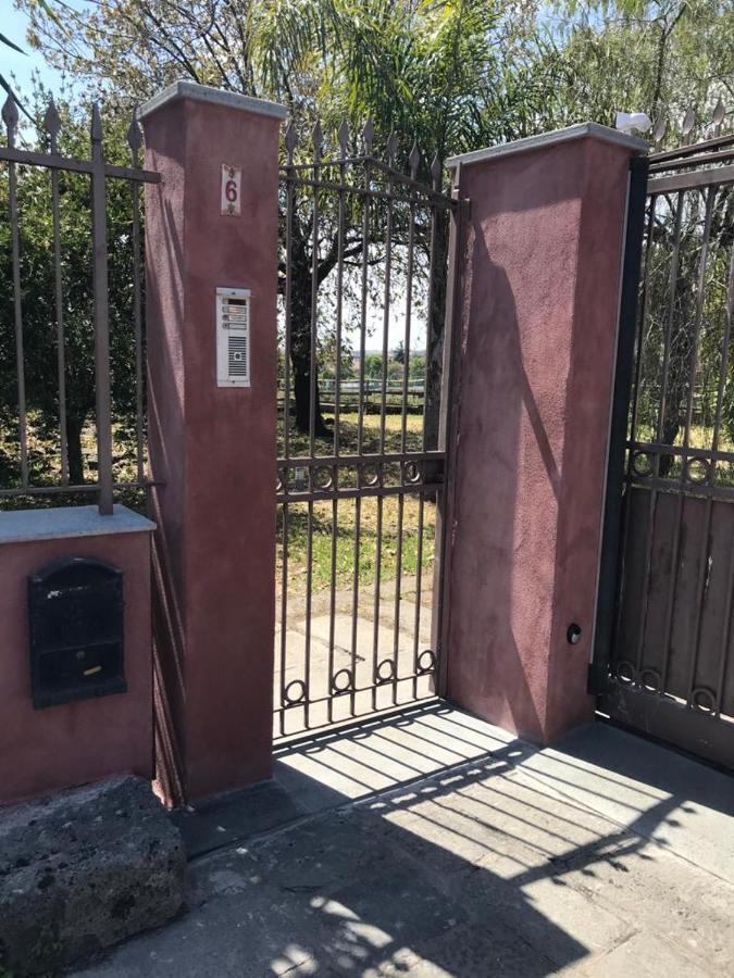 Holiday House Start Point Aci Bonaccorsi Exterior foto